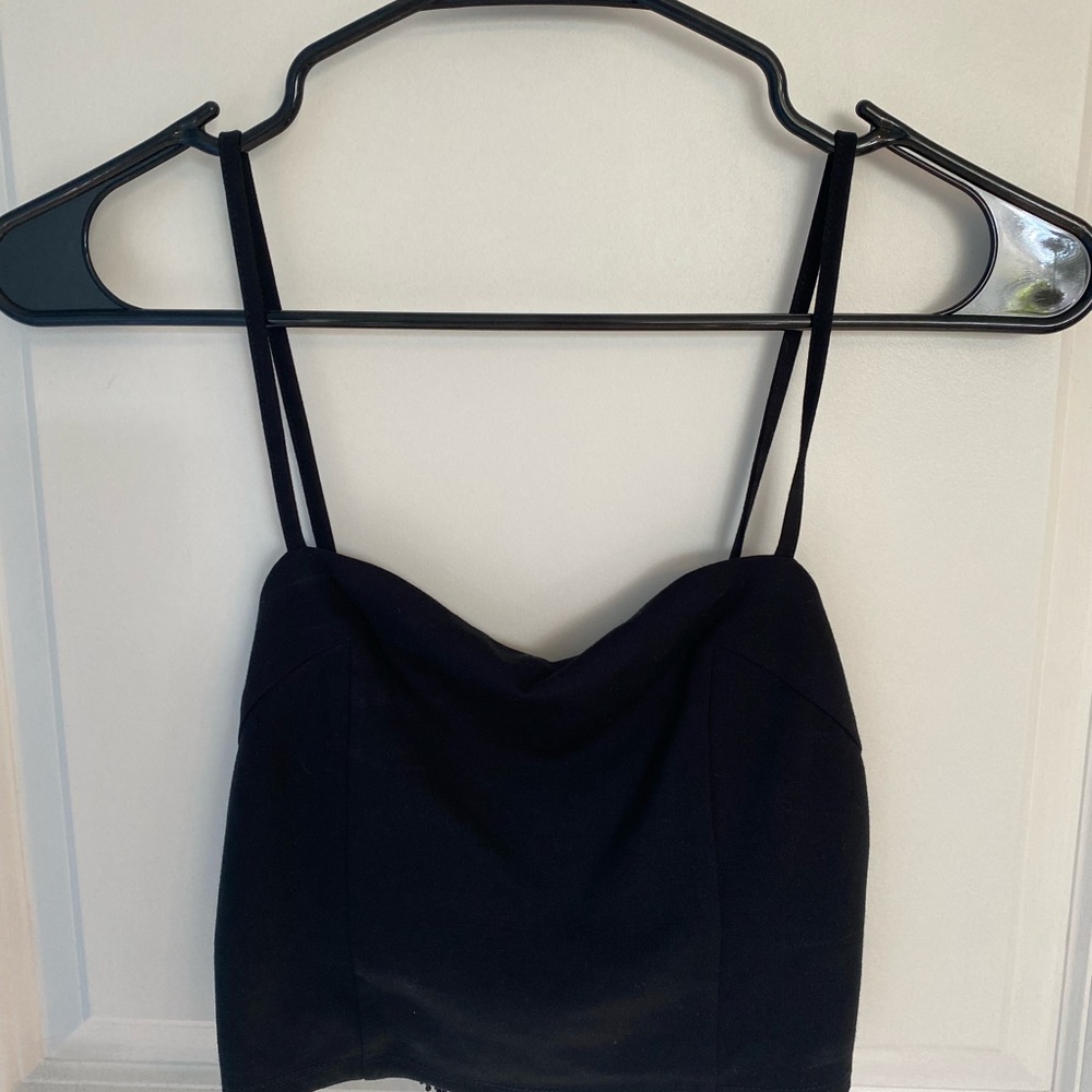 Urban Outfitters Going out Tank Size Small - Picture 2 of 5
